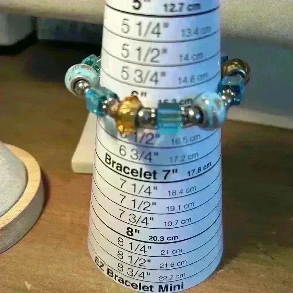 Vintage Stretch Glass Beads with Some Foil Glass Beads - Picture 4 of 5